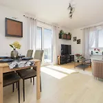 Exceptional Apartment In Warsaw With Parking By Noclegi Renters