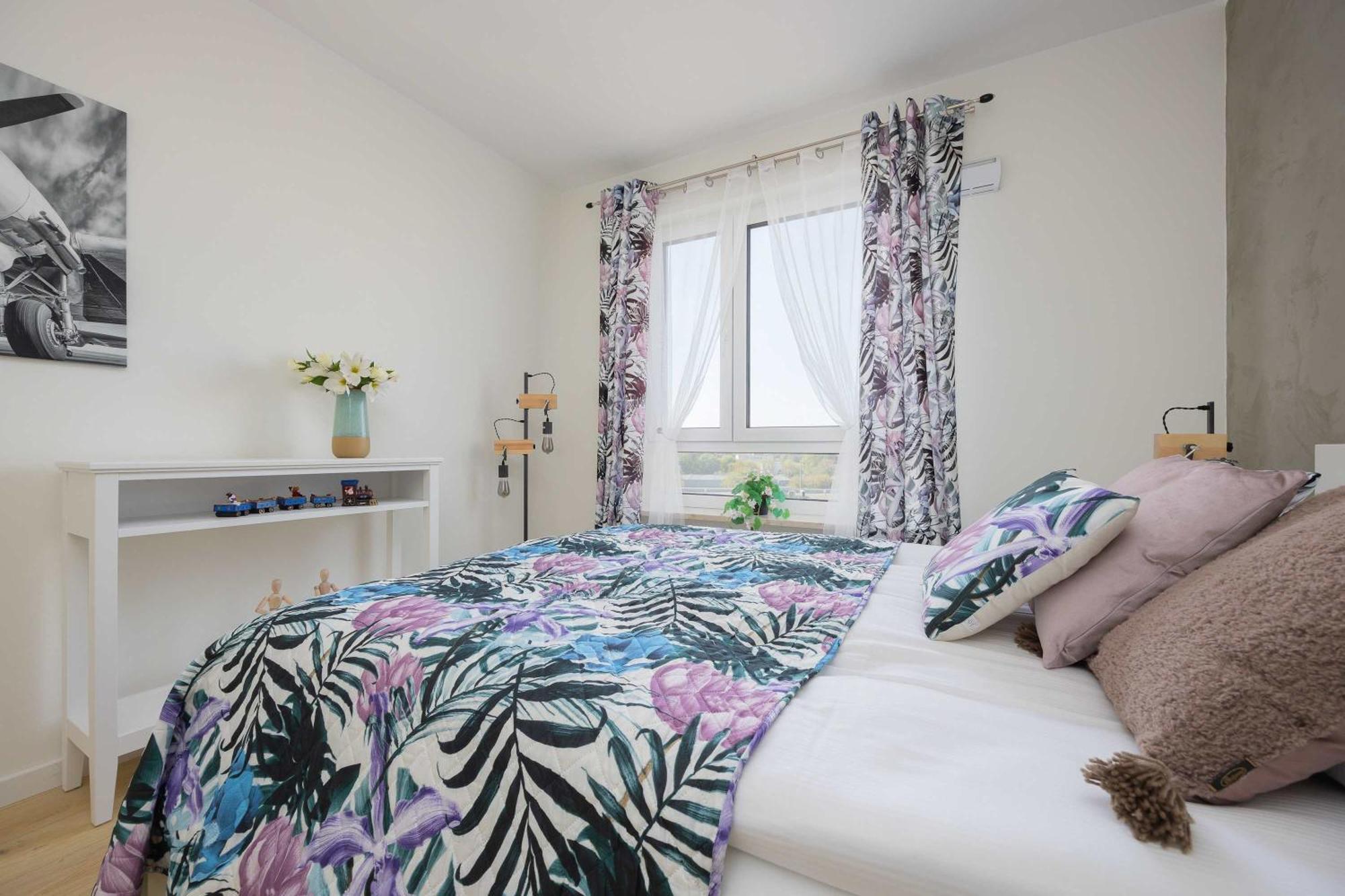 Exceptional In With Parking By Renters Apartament Warszawa
