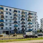 Exceptional Apartment In Warsaw With Parking By Noclegi Renters
